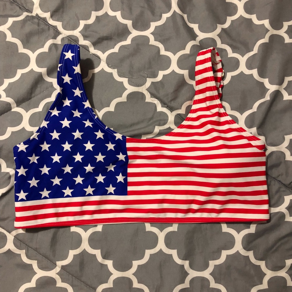 Xhiliration Patriotic Bikini top 🇺🇸